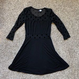 H&M lightweight black dress